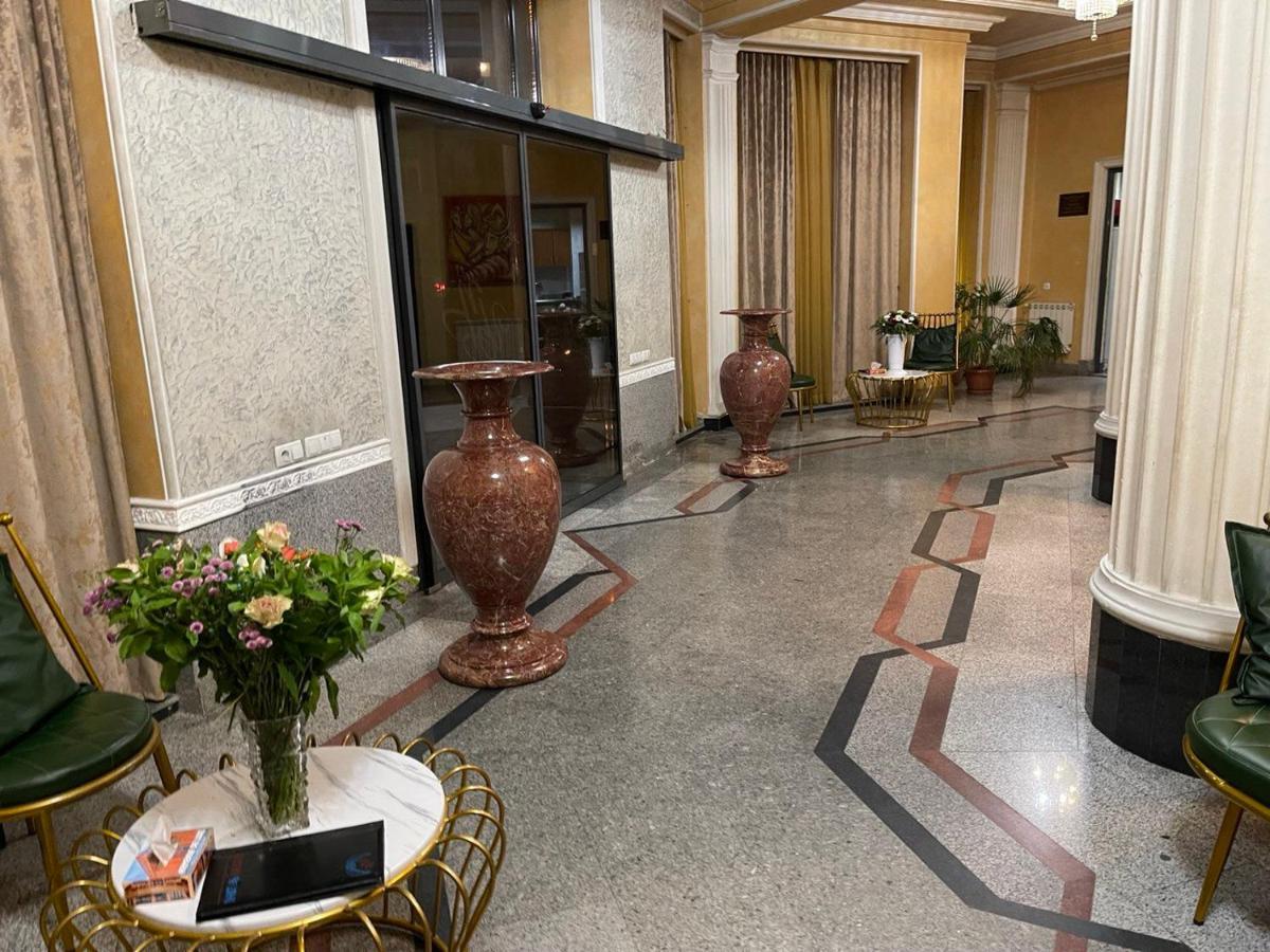 Joy Hotel Erévan Extérieur photo