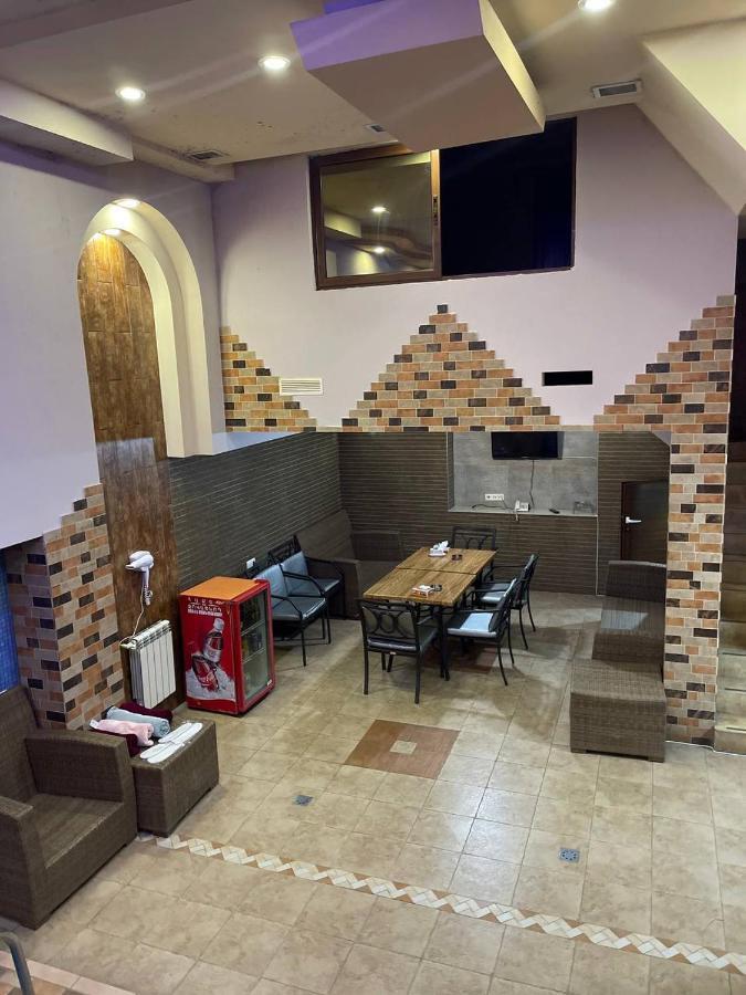 Joy Hotel Erévan Extérieur photo